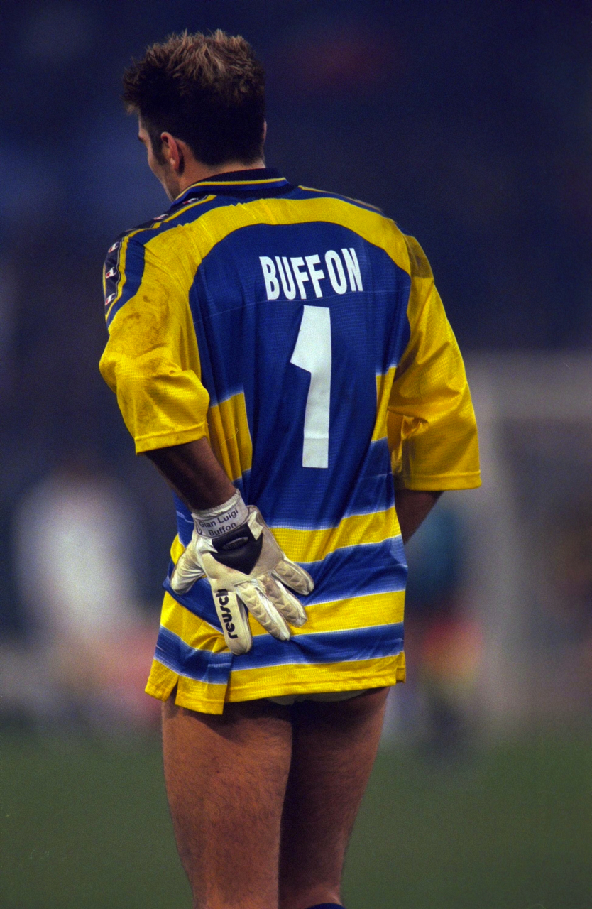 Vent’anni fa l’esordio di Gianluigi Buffon in Serie A – Fotogallery Vent’anni fa l’esordio di Gianluigi Buffon in Serie A – Fotogallery