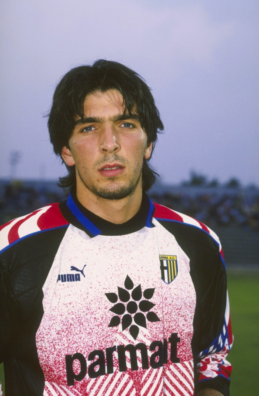 Vent’anni fa l’esordio di Gianluigi Buffon in Serie A – Fotogallery Vent’anni fa l’esordio di Gianluigi Buffon in Serie A – Fotogallery