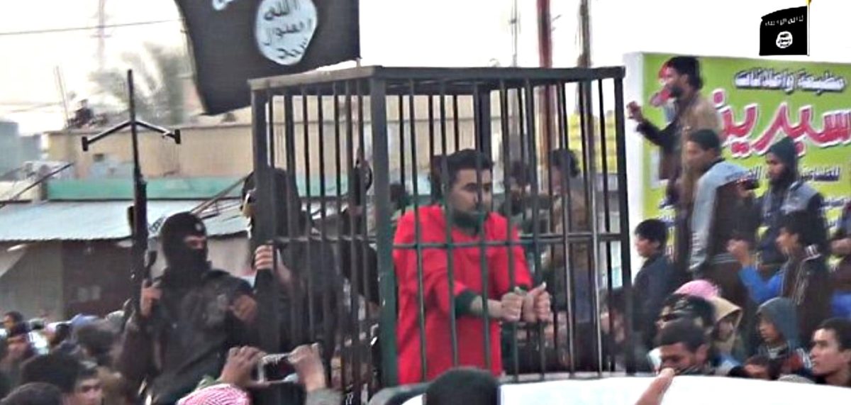 Galleria foto 'Isis: il video-choc con le minacce ai cristiani' - foto 5