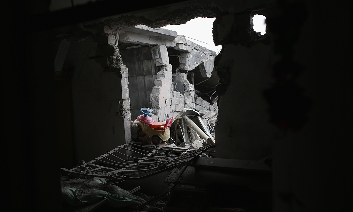 Iraq, foto dalla Sinjar liberata: distruzione e fosse comuni