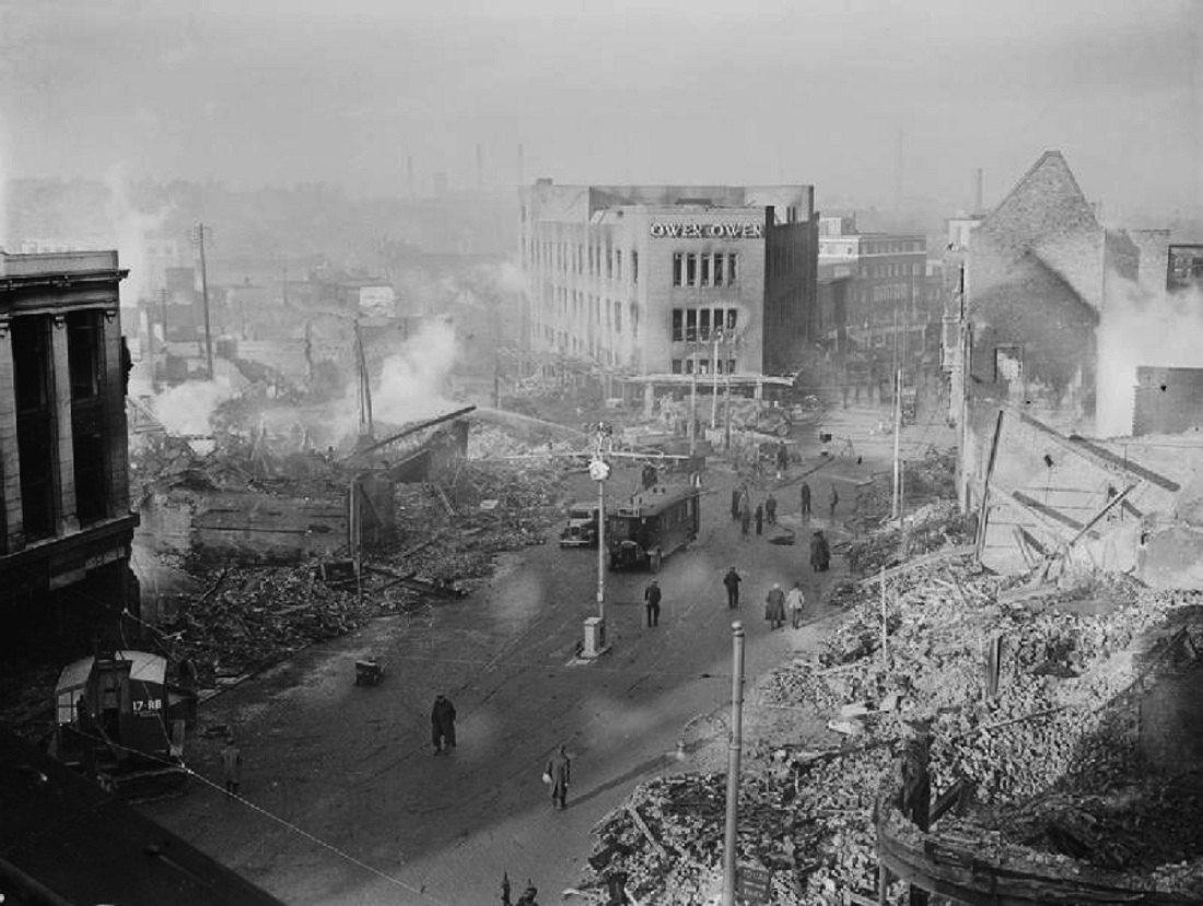 Il bombardamento di Coventry del 14 novembre 1940 – foto Il bombardamento di Coventry del 14 novembre 1940 – foto