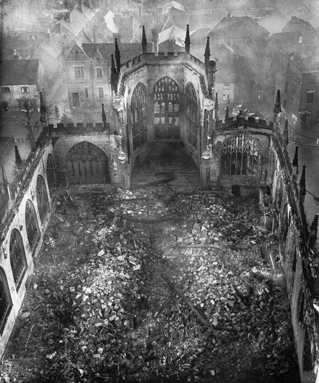 Il bombardamento di Coventry del 14 novembre 1940 – foto Il bombardamento di Coventry del 14 novembre 1940 – foto