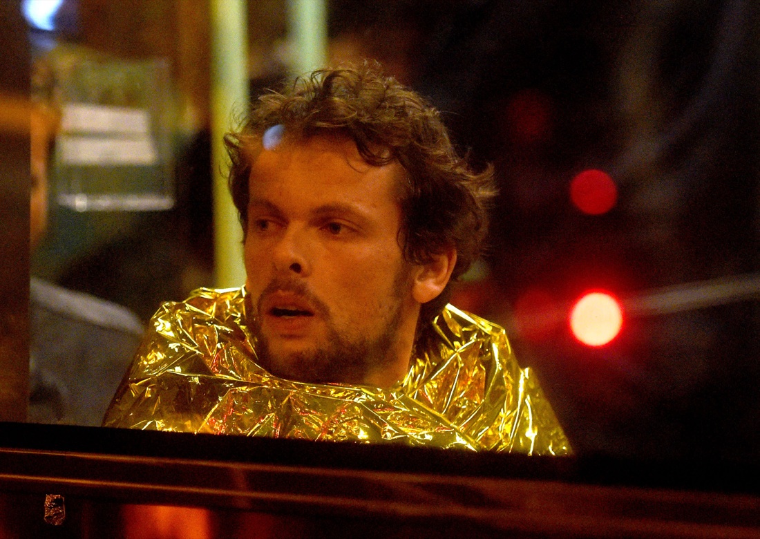 Parigi, l’assalto condotto da tre gruppi di terroristi coordinati