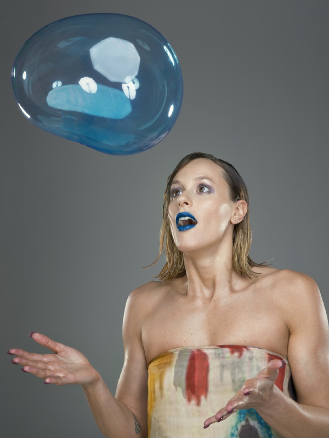 Il calendario di Federica Pellegrini, campionessa di solidarietà