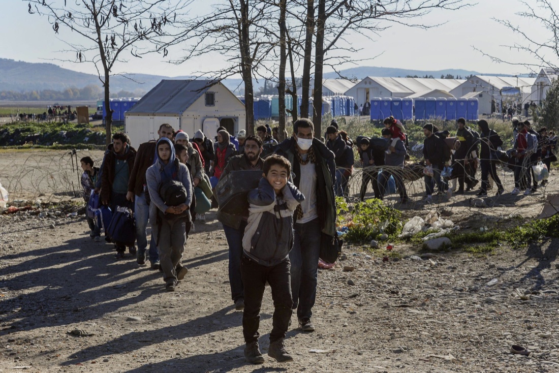 Migranti, il viaggio della speranza passa dalla Macedonia – Foto