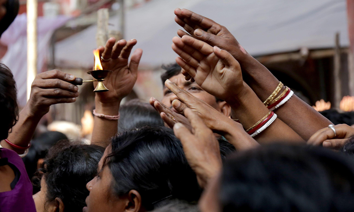 India, il riso per la lunga vita di Annakut