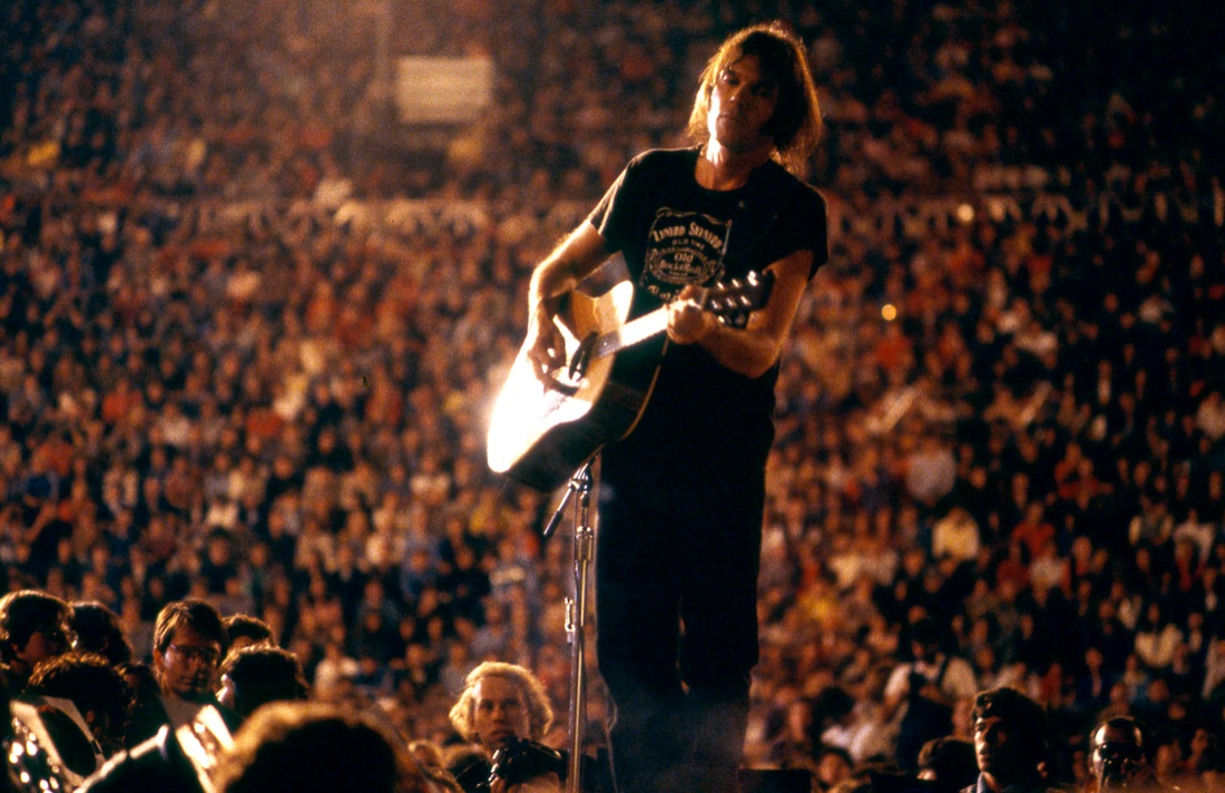 “Forever” Neil Young. I 70 anni del rocker canadese – foto “Forever” Neil Young. I 70 anni del rocker canadese – foto