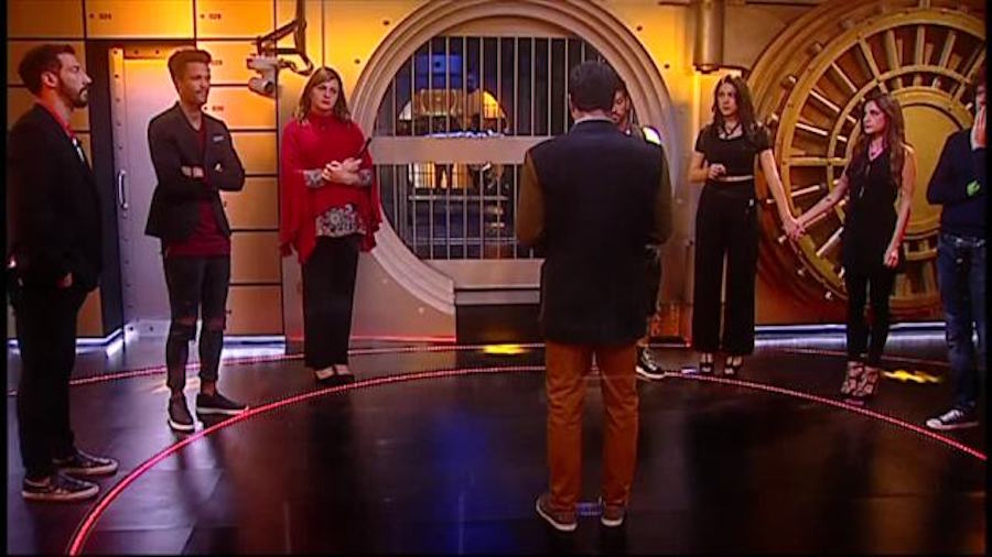 Grande Fratello 14: eliminata Barbara, segreto “bomba” per Valentina Grande Fratello 14: eliminata Barbara, segreto “bomba” per Valentina