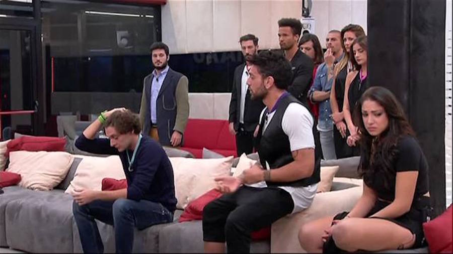 Grande Fratello 14: eliminata Barbara, segreto “bomba” per Valentina Grande Fratello 14: eliminata Barbara, segreto “bomba” per Valentina