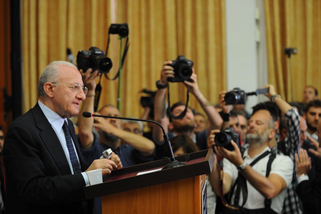 Vincenzo De Luca indagato: i quesiti ancora aperti Vincenzo De Luca indagato: i quesiti ancora aperti