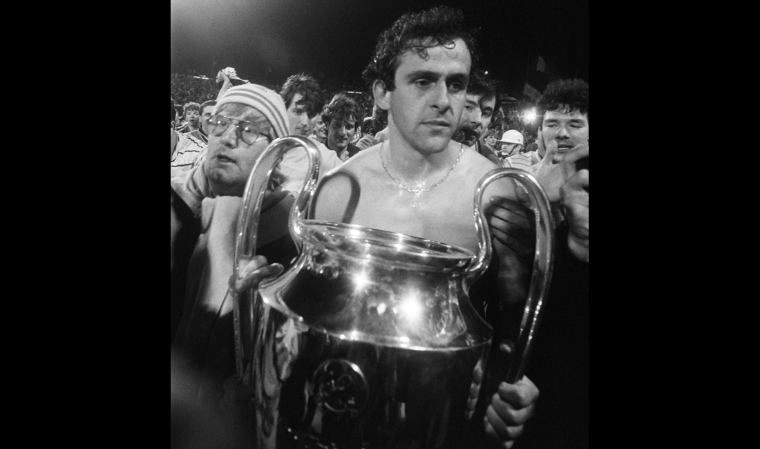 Tavecchio e la promessa mantenuta: ritirata la 39 in onore delle vittime dell’Heysel Tavecchio e la promessa mantenuta: ritirata la 39 in onore delle vittime dell’Heysel