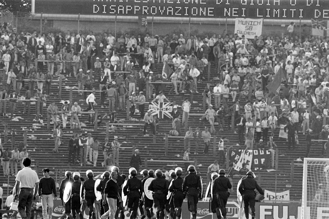 Tavecchio e la promessa mantenuta: ritirata la 39 in onore delle vittime dell’Heysel Tavecchio e la promessa mantenuta: ritirata la 39 in onore delle vittime dell’Heysel