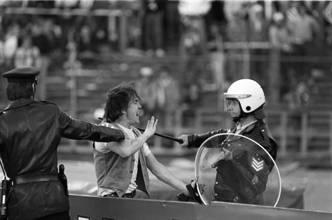 Tavecchio e la promessa mantenuta: ritirata la 39 in onore delle vittime dell’Heysel Tavecchio e la promessa mantenuta: ritirata la 39 in onore delle vittime dell’Heysel