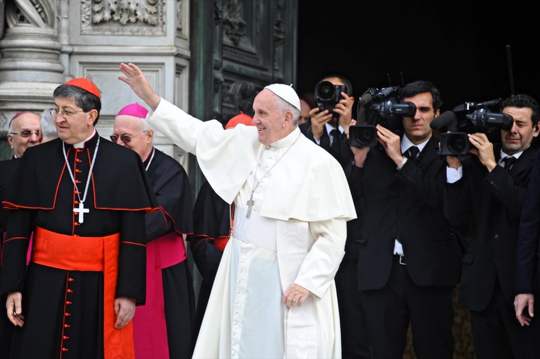 Il Papa a Firenze: la Messa allo stadio Franchi con 50 mila persone – Foto Il Papa a Firenze: la Messa allo stadio Franchi con 50 mila persone – Foto