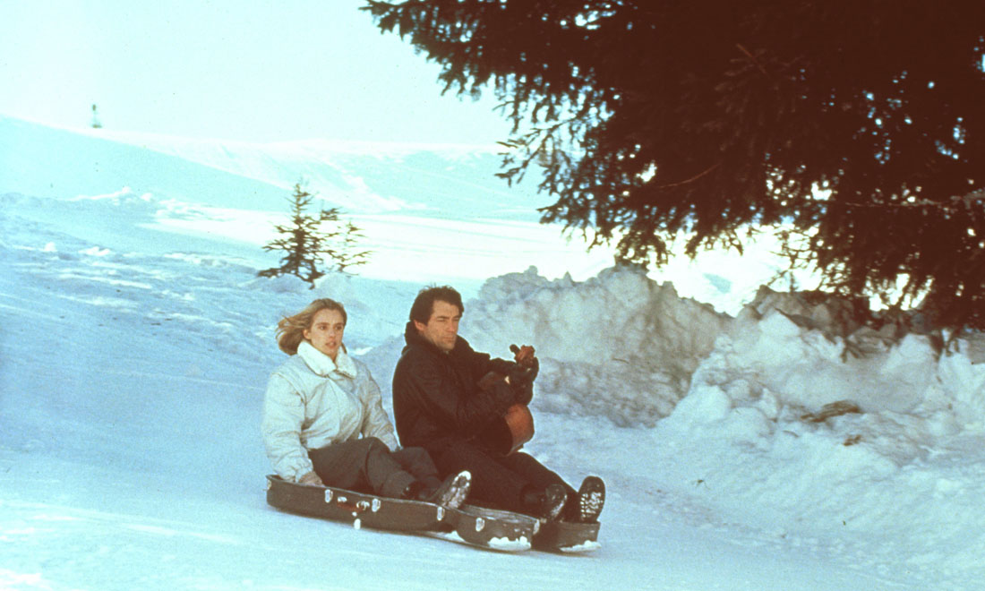 James Bond, non solo Aston Martin: auto, moto e velivoli dello 007 – Foto