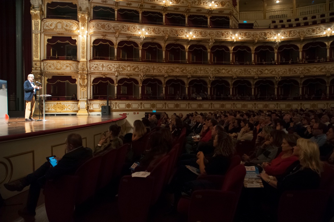 Con Vittorio Sgarbi alla scoperta dei tesori nascosti di Bari