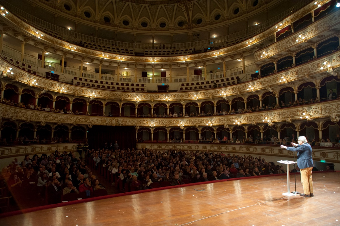 Con Vittorio Sgarbi alla scoperta dei tesori nascosti di Bari