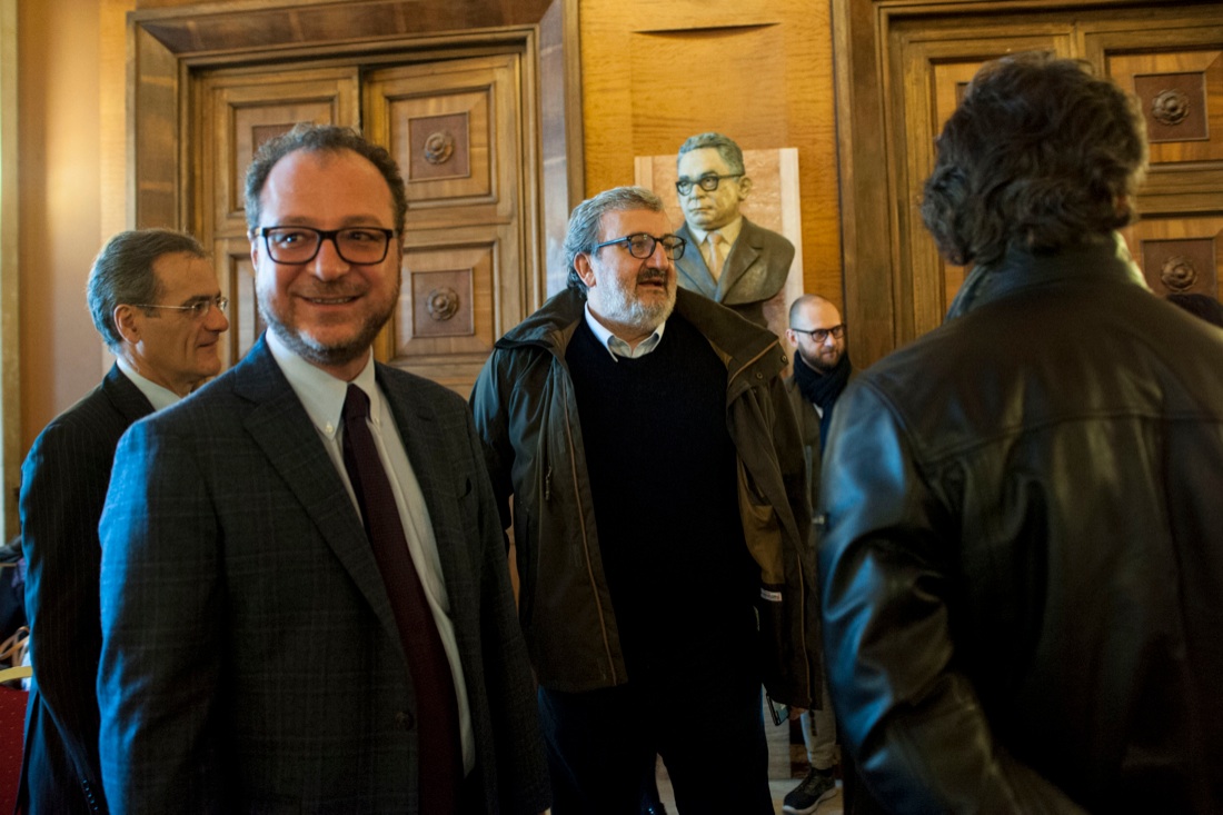 Emiliano: “Pronti al reddito di cittadinanza, ci porta più vicini all’Europa”