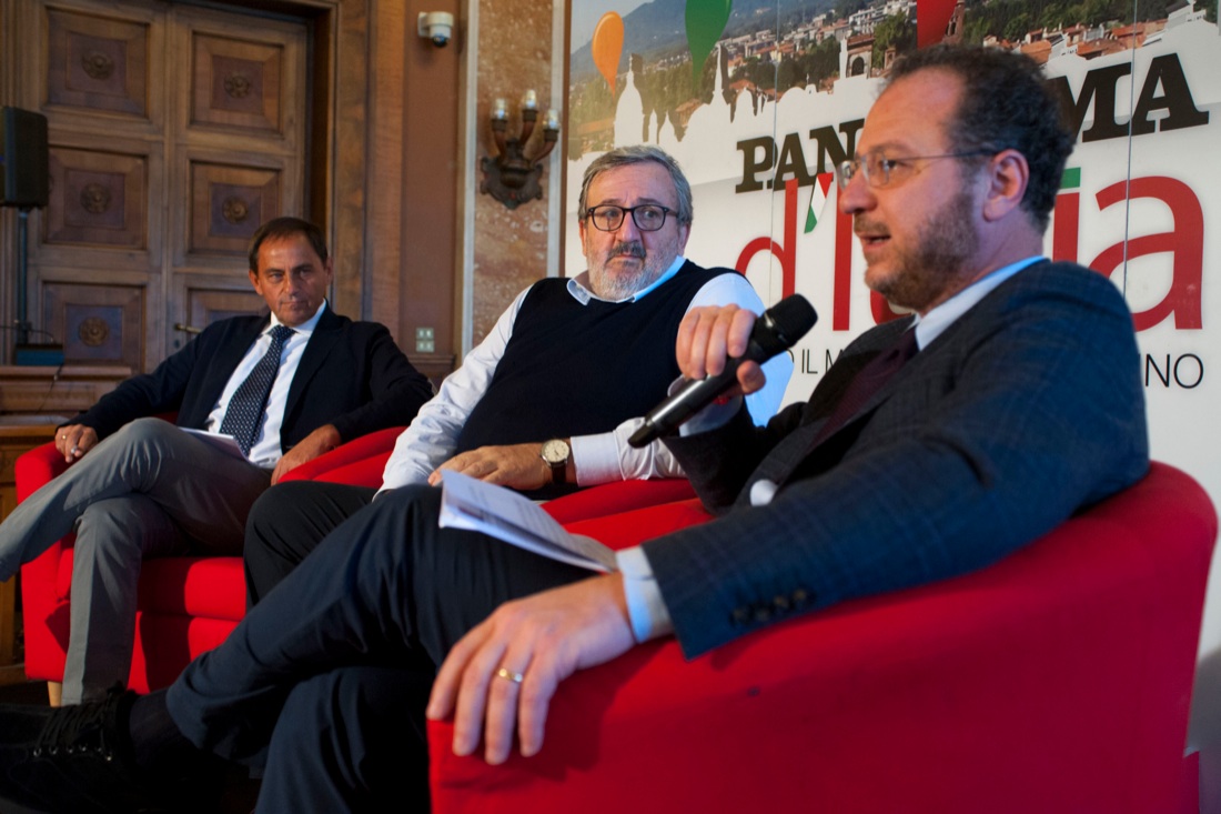 Emiliano: “Pronti al reddito di cittadinanza, ci porta più vicini all’Europa”