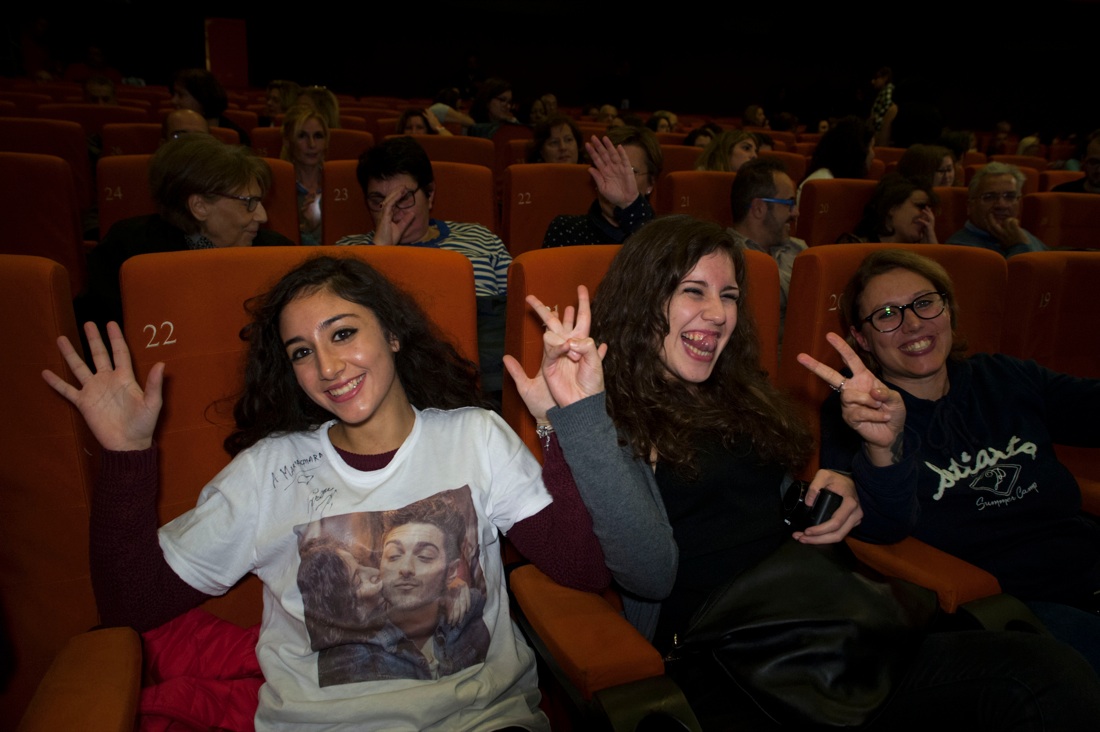 Il Volo a Bari, tre generazioni di fan al settimo cielo