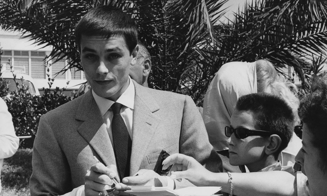 Alain Delon, bello e irrequieto: 80 anni per il divo francese – Foto