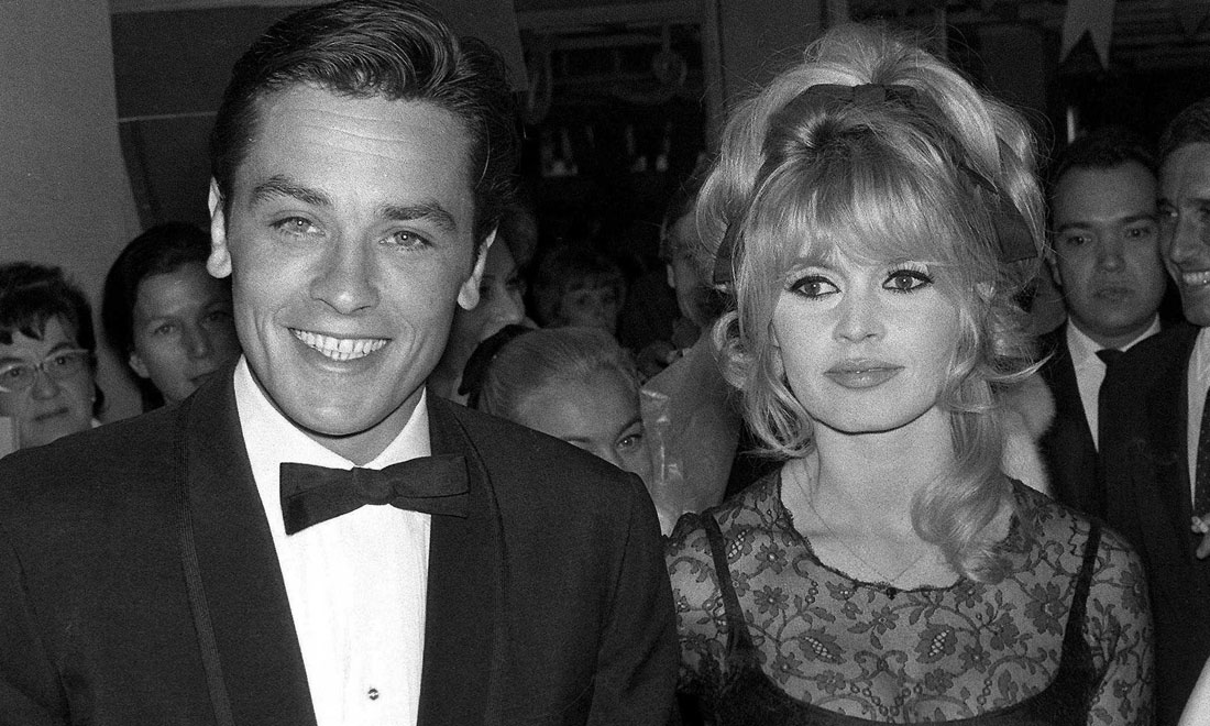 Alain Delon, bello e irrequieto: 80 anni per il divo francese – Foto