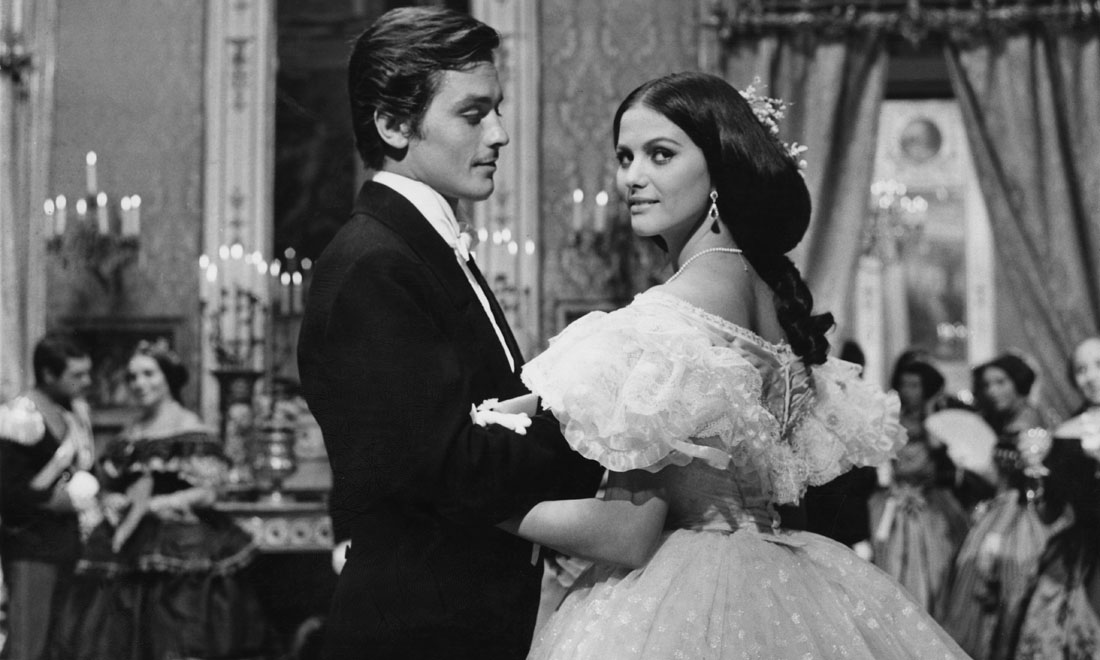 Alain Delon, bello e irrequieto: 80 anni per il divo francese – Foto