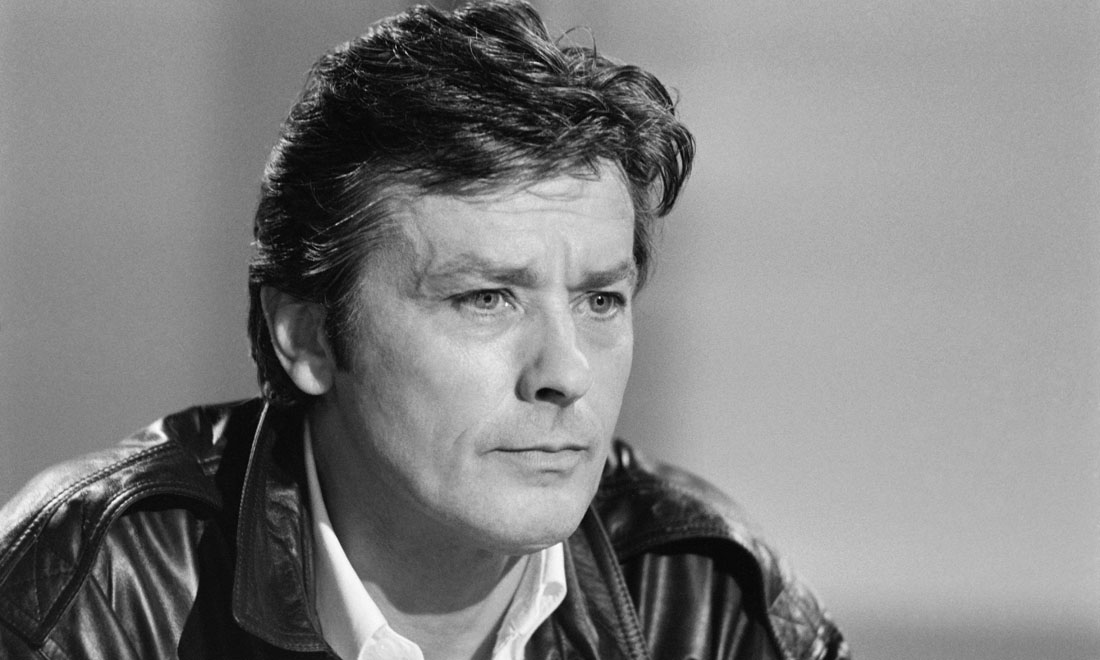 Alain Delon, bello e irrequieto: 80 anni per il divo francese – Foto