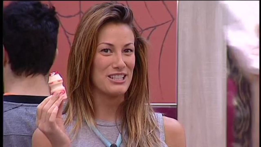 Grande Fratello 14: a sorpresa entrano Facchinetti e un “uomo misterioso” Grande Fratello 14: a sorpresa entrano Facchinetti e un “uomo misterioso”