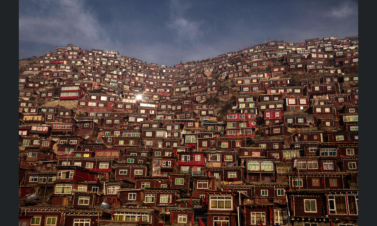 Viaggio nella valle del buddhismo tibetano