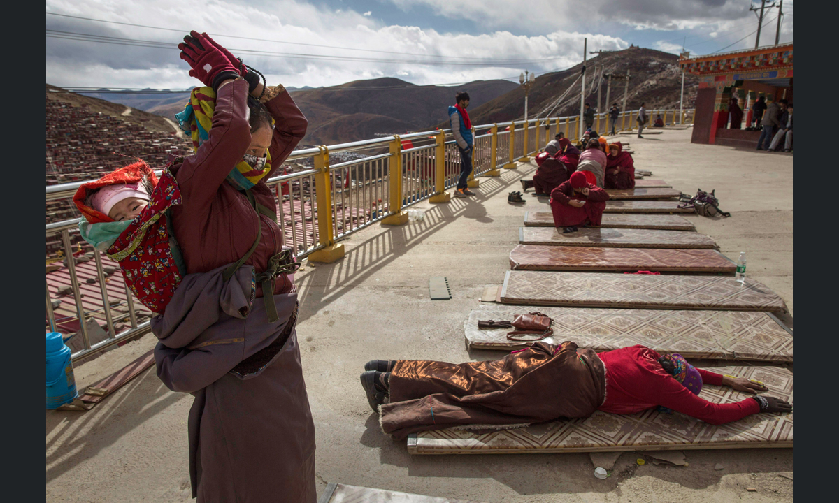 Viaggio nella valle del buddhismo tibetano