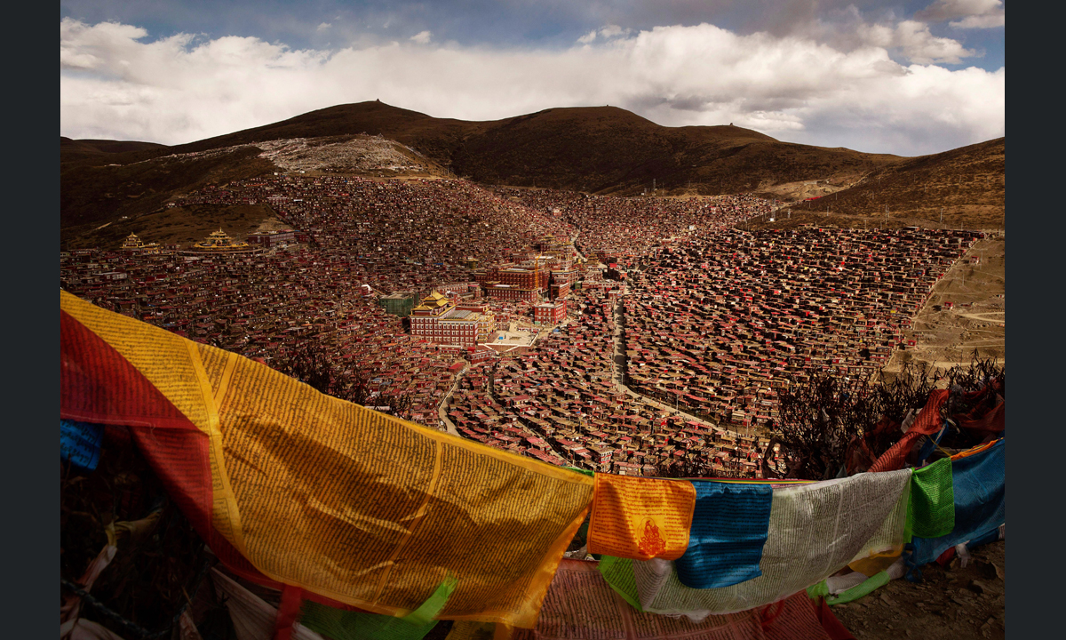 Viaggio nella valle del buddhismo tibetano