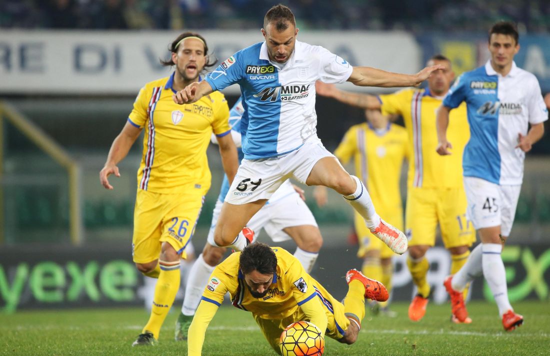 Top 11 italiani: Perin disarma il Napoli e salva il Genoa Top 11 italiani: Perin disarma il Napoli e salva il Genoa