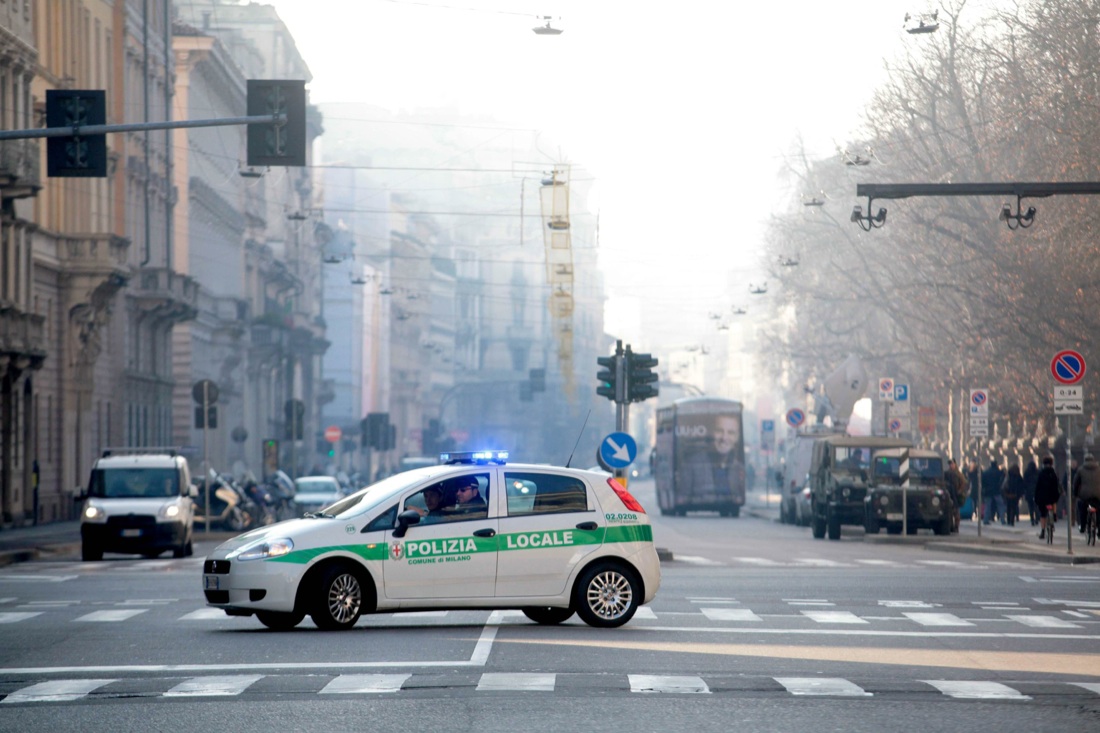 Smog a Milano e Roma: gli scarsi risultati del blocco delle auto Smog a Milano e Roma: gli scarsi risultati del blocco delle auto