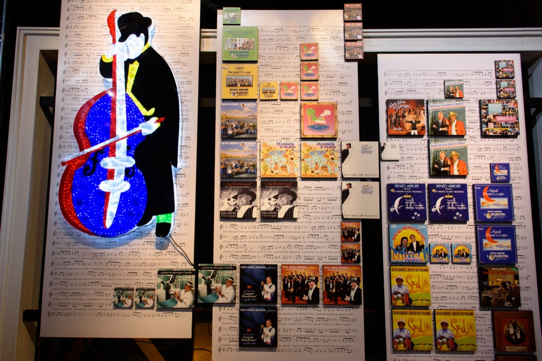 Renzo Arbore: Lasciate ogni tristezza voi ch’ entrate