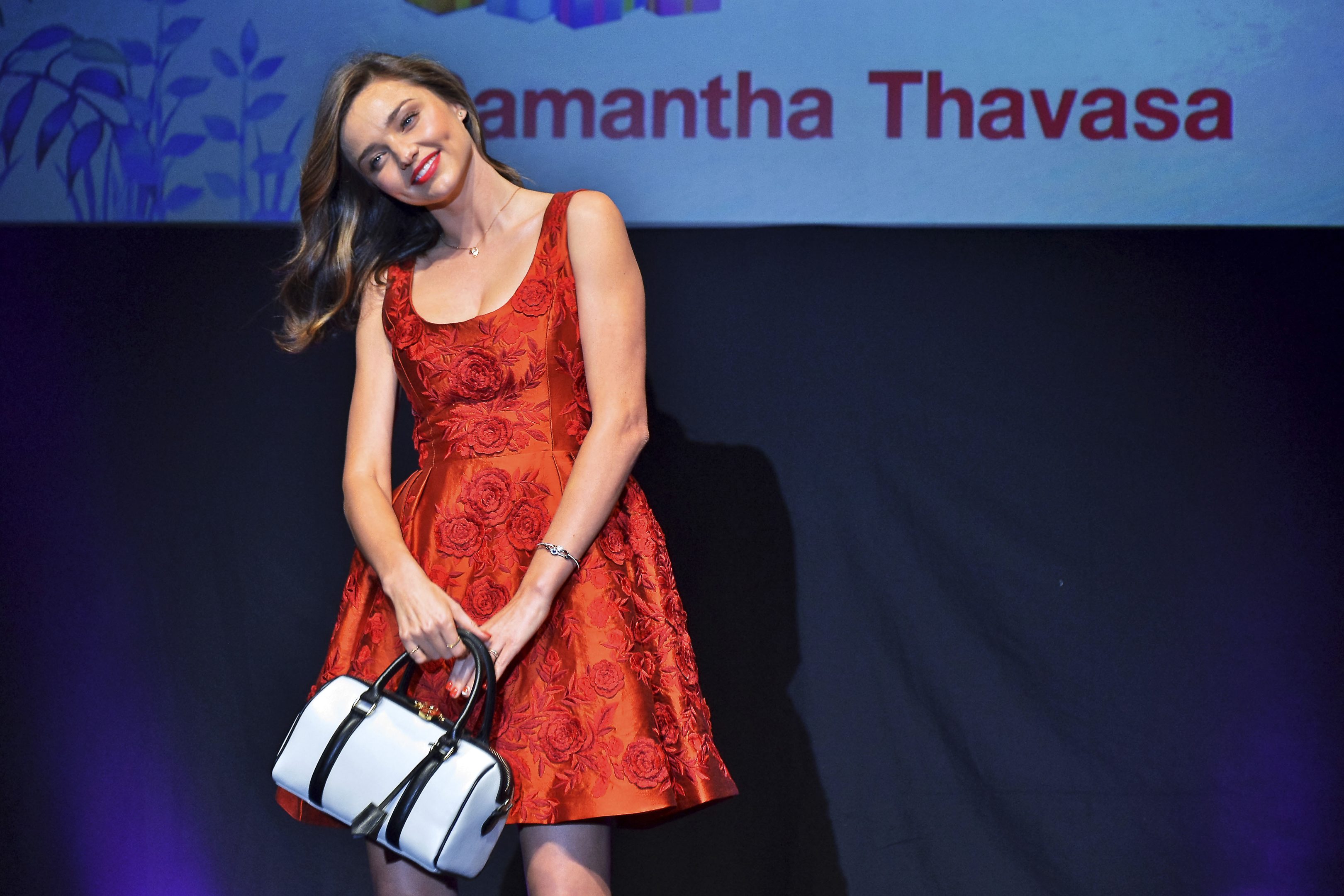 Miranda Kerr troppo “hot”: censurata in Australia