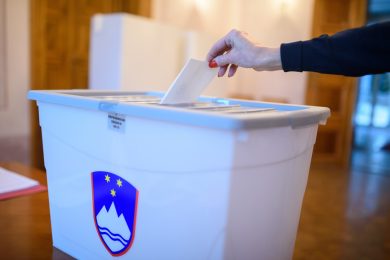 Slovenia: referendum cancella nozze e adozioni per gli omosessuali