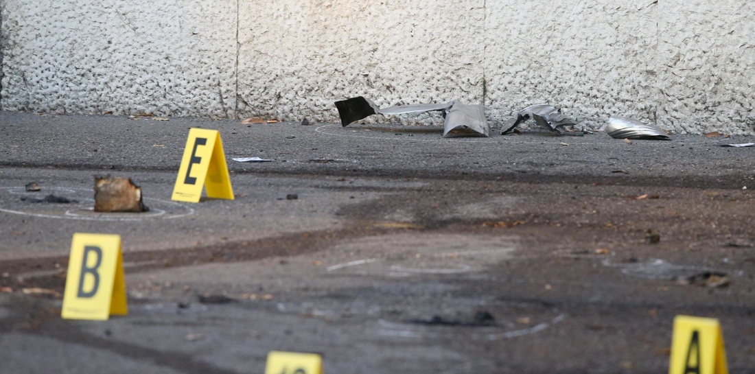 Brescia, una bomba rudimentale esplode davanti alla scuola di polizia Brescia, una bomba rudimentale esplode davanti alla scuola di polizia
