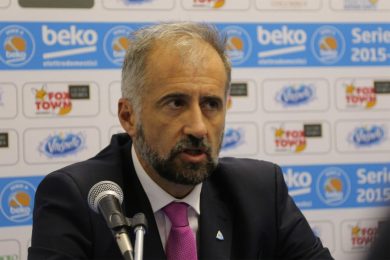 Basket: Cantù (o meglio Gerasimenko) esonera coach Corbani