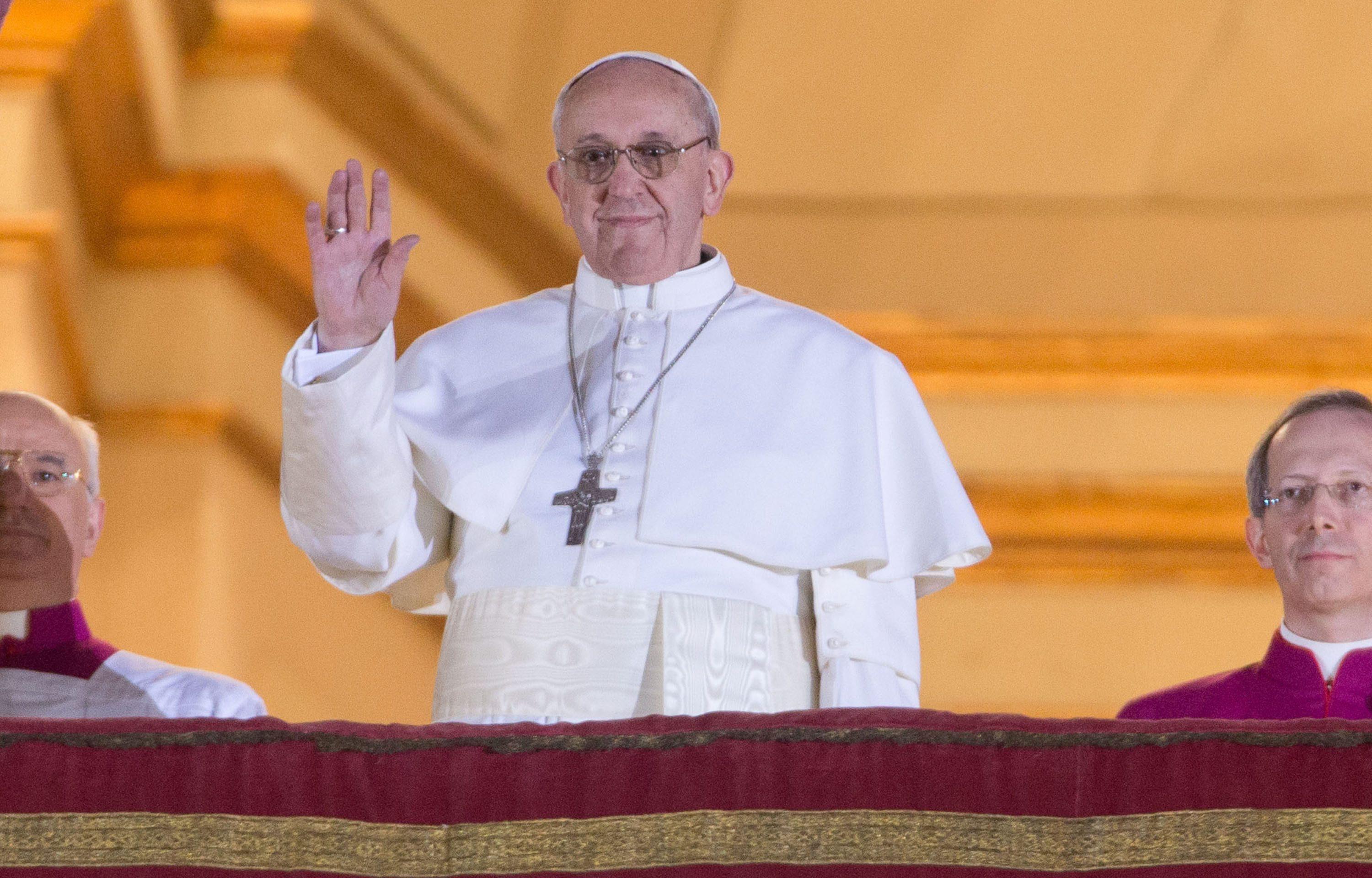Papa Francesco compie 79 anni, gli auguri da tutto il mondo Papa Francesco compie 79 anni, gli auguri da tutto il mondo