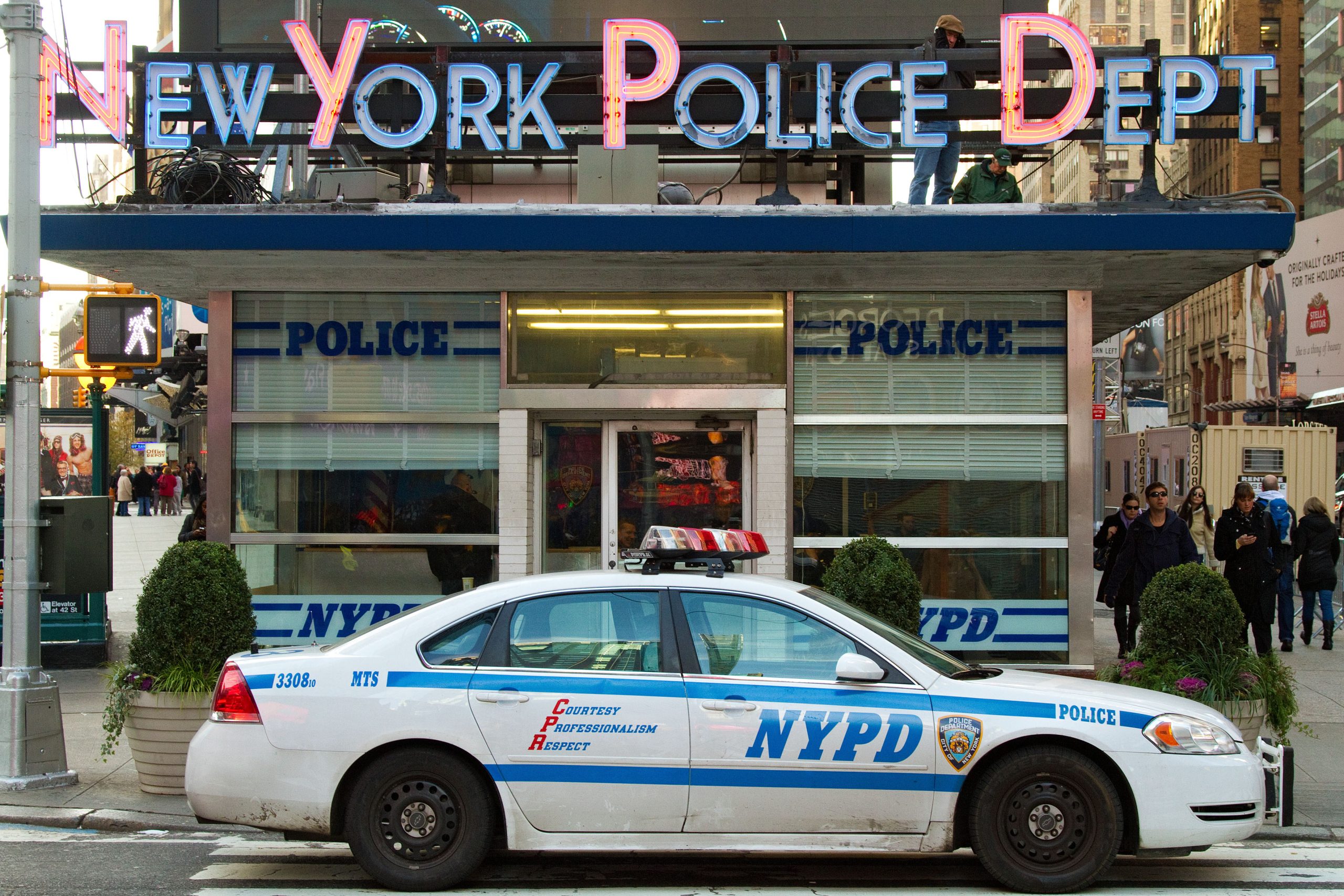 La polizia americana “a scuola” in Scozia