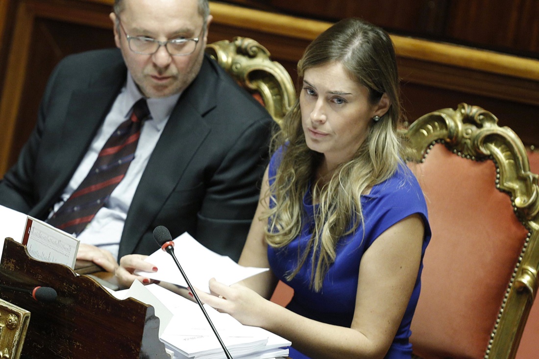 La sfiducia alla Boschi: dubbi e certezze