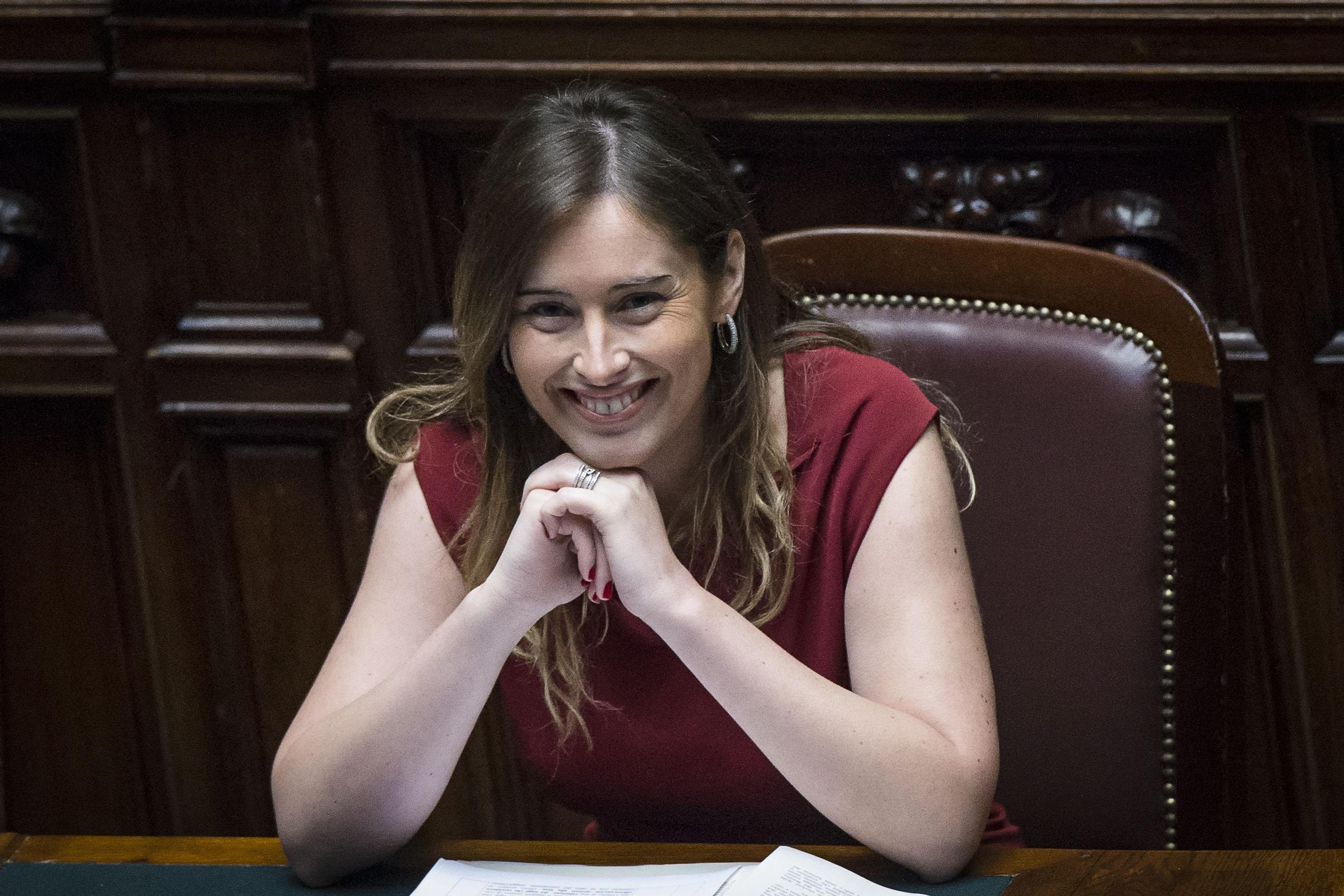 La sfiducia alla Boschi: dubbi e certezze