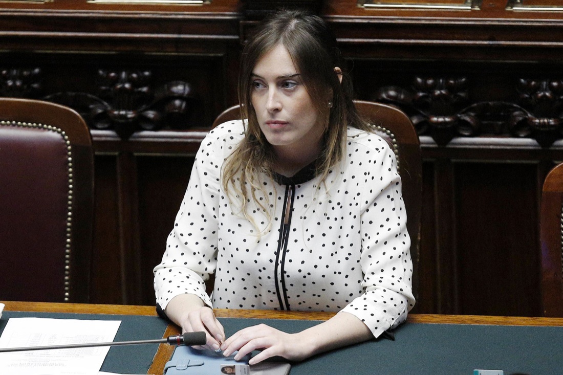 La sfiducia alla Boschi: dubbi e certezze
