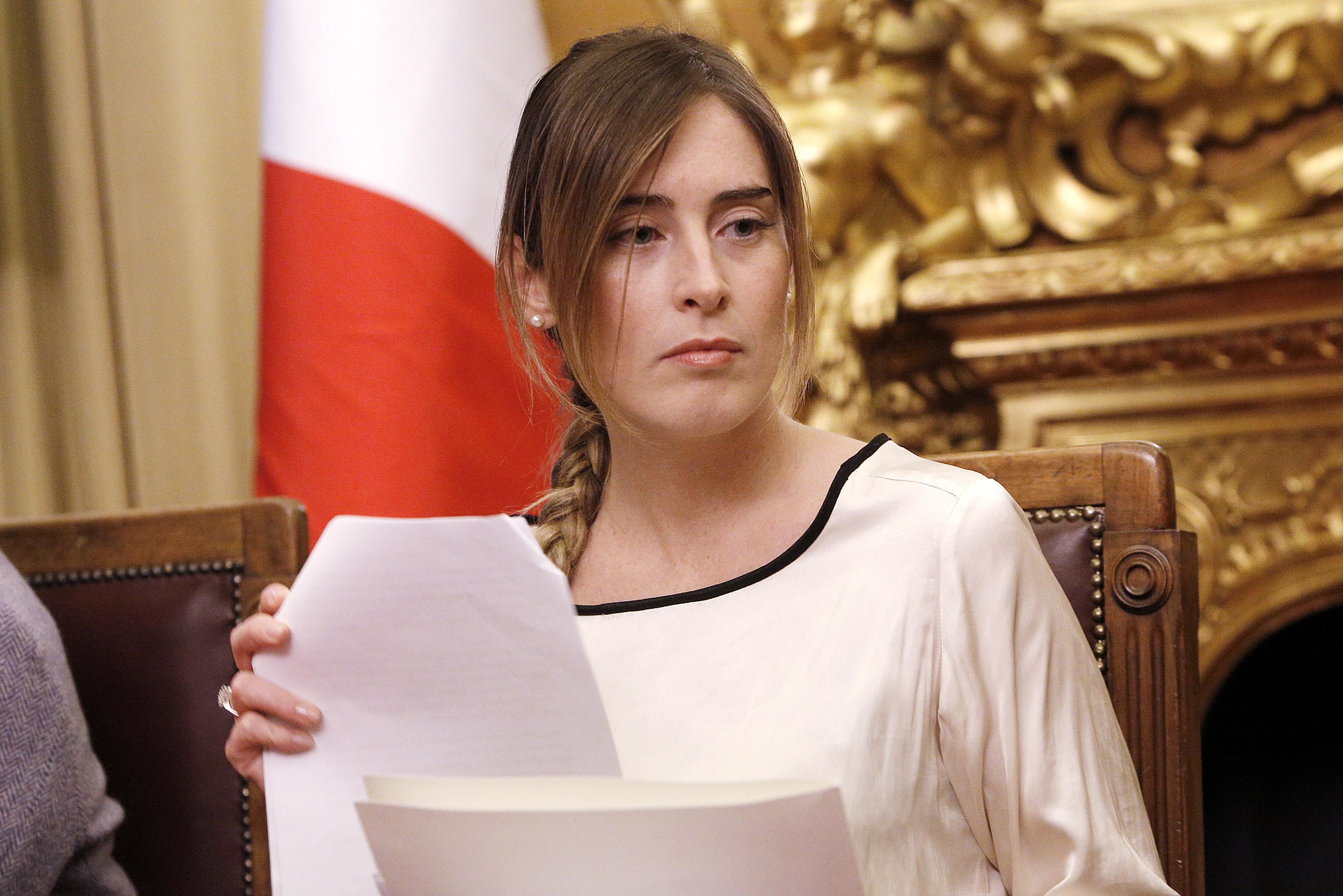La sfiducia alla Boschi: dubbi e certezze