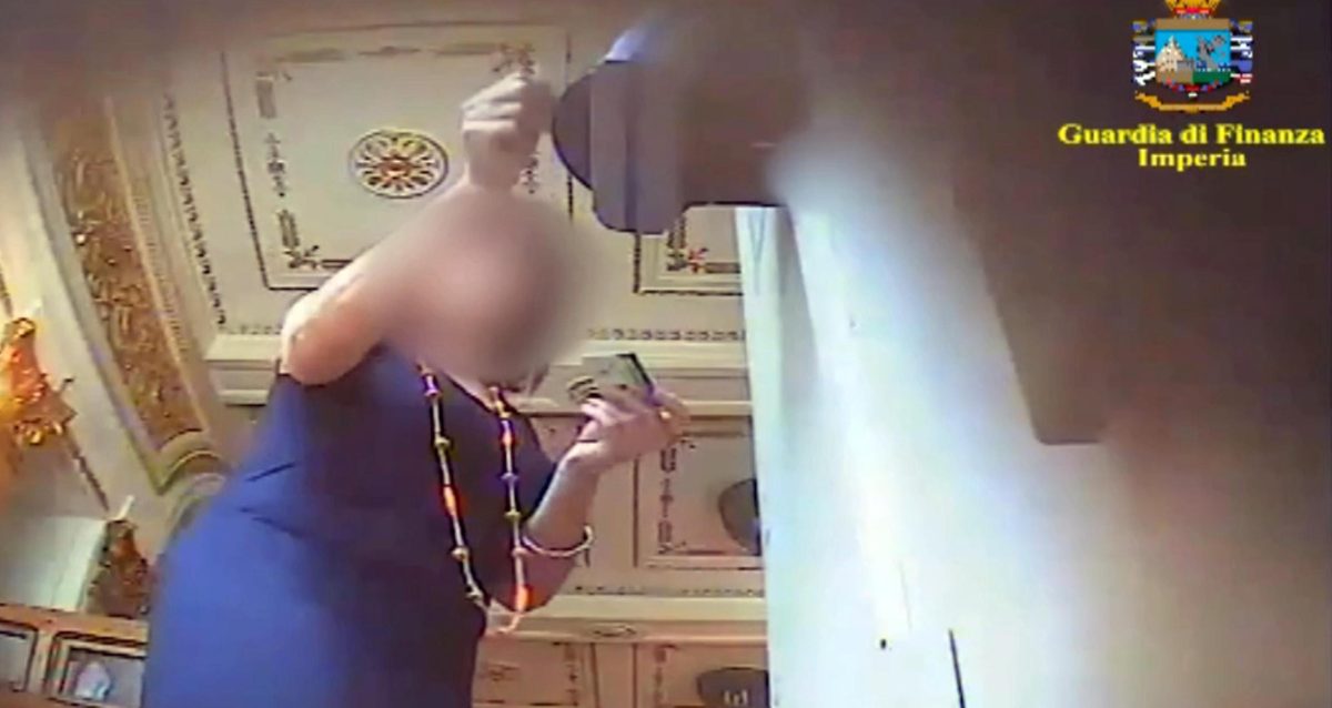 Galleria foto 'Assenteismo e dipendenti corrotti, i casi del 2015' - foto 2