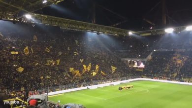 I tifosi del B. Dortmund cantano “Jingle bells”