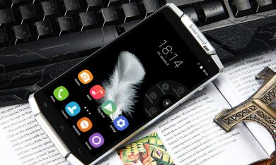 K10000, lo smartphone con 2 settimane di autonomia
