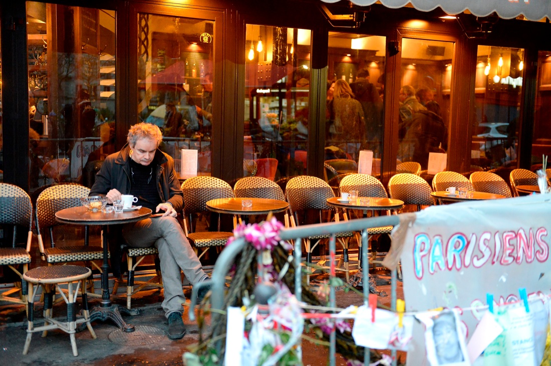 Parigi, la vita un mese dopo la strage