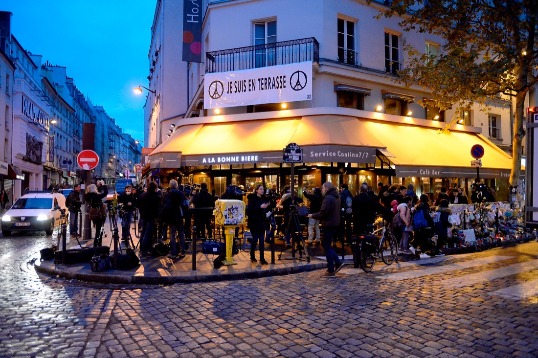 Parigi, la vita un mese dopo la strage